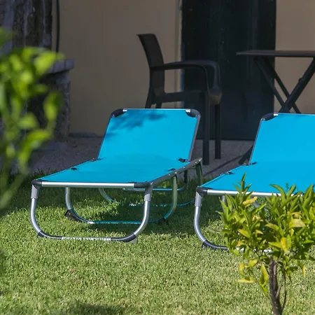 Cedofeita Back Garden Apartment Porto