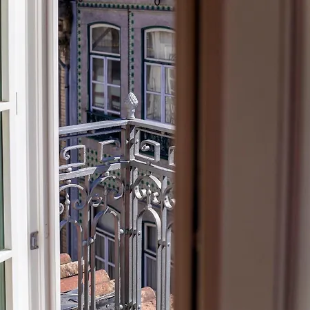 Cedofeita Back Garden Apartment Porto